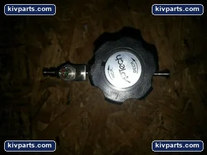 Aptech AP1010SM TW4 High Purity Gas Regulator – actual item, photo 4 of 4