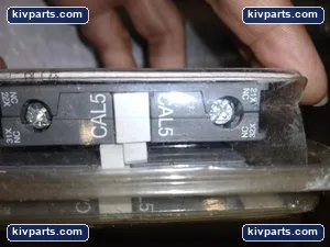 ABB CL5-11 Auxiliary Contact Block – actual item, photo 4 of 5