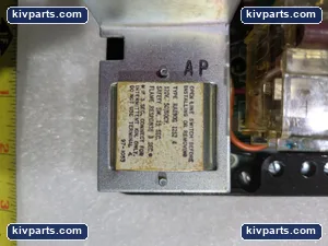 RA890G1252 Burner Control – actual item, photo 3 of 10