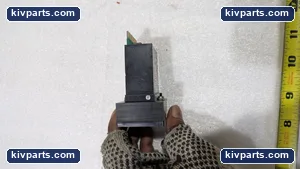 SMC VT307-5G-02-F Solenoid Valve – actual item, photo 8 of 10