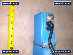 Bosch Rexroth 4WRKE Hydraulic Cylinder – actual item, photo 3 of 10