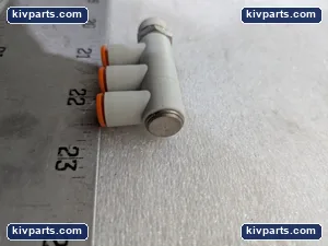 12764-08 Triple Elbow Fitting – actual item, photo 5 of 6