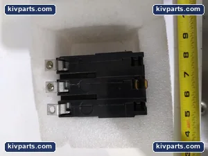 Square D QOB3405238 Bolt on Circuit Breaker – actual item, photo 2 of 4