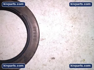 CR 17285 Industries Oil Seal – actual item, photo 5 of 6
