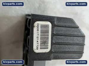Bussmann R60030-2PR Fuses – actual item, photo 9 of 11