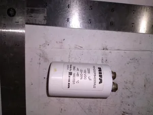 Rifa PEH200PB4220MU2 Capacitor