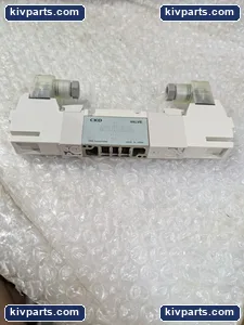 CKD 4GB249R-00-B-3 Pneumatic Solenoid Valve – actual item, photo 5 of 7