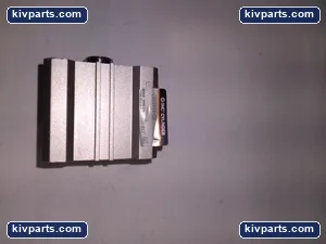 SMC CDQ2B40-5D Compact Pneumatic Cylinder – actual item, photo 2 of 3