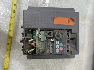 Mitsubishi FR-E740-095-NA E700 Inverter VFD Drive