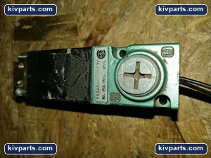 Numatics 11SAD400B013Y Solenoid Valve – actual item, photo 2 of 5