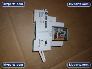 Allen-Bradley 700-HC24A1-3 Relay – actual item, photo 2 of 3