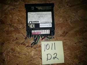 Omega DP3002-E Indicator Panel Meter Controller