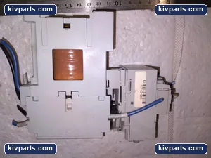 Allen-Bradley 193-EA1DB Contactor – actual item, photo 4 of 5