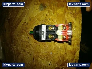 Fuji Electric AR30PL-311E4G Button Switch Industrial Control – actual item, photo 2 of 4