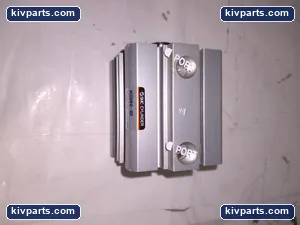 SMC NCQ2KB40-30D Compact Cylinder – actual item, photo 2 of 3