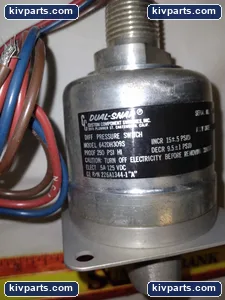 642DH309S Pressure Switch – actual item, photo 2 of 4