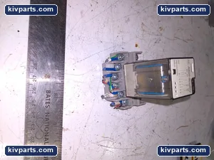 Allen-Bradley 700-HA33Z24 Relay – actual item, photo 5 of 6