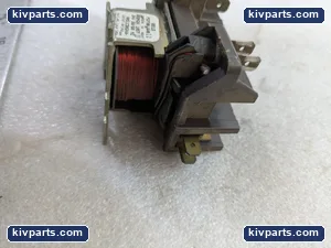 Honeywell 8812 R8242A Burner Control – actual item, photo 3 of 13