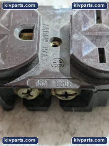 Arrow Hart Receptacle Outlet Strip Gauge – actual item, photo 6 of 7