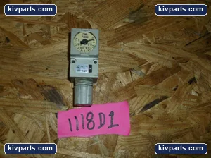 SMC ARM10-06BG Valve Compact Inline Air Control – actual item, photo 2 of 2