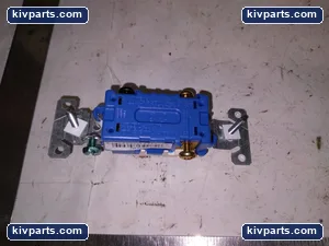 Eaton 1303-7LA-SPL2 Toggle Switch – actual item, photo 2 of 5