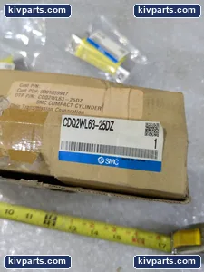 SMC CDQ2WL63-25DZ Double Rod Compact Cylinder – actual item, photo 2 of 12