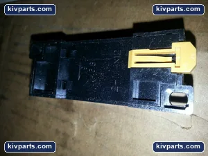 Omron 2-M4X12 Relay Socket – actual item, photo 2 of 2