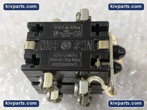 General Electric CR2940U203 Duty Oiltight Contact Block – actual item, photo 3 of 6