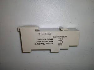 Omron PYF08S Relay Socket Base