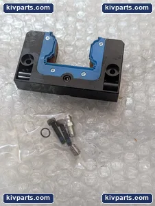 Bosch Rexroth R161942500 Unit Size 45 Roller Runner Block – actual item, photo 6 of 7