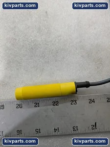 Carlo Gavazzi EC1808TBCP Inductive Proximity Sensor – actual item, photo 7 of 8