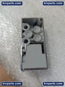 Parker PS4011150DP Port Pneumatic Valve Base – actual item, photo 3 of 8
