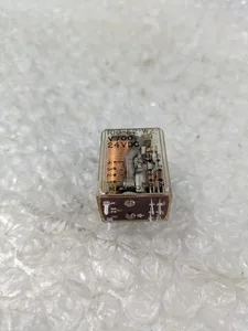AMF Potter Brumfield R10-E2-W2-V700 P&B Relay