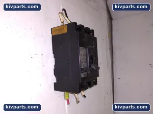 Fuji Electric SA33 Molded Case Circuit Breaker – actual item, photo 2 of 7