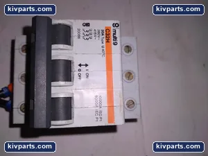 C32H Miniature Circuit Breaker – actual item, photo 2 of 3