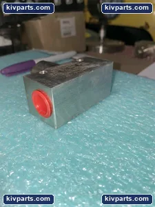 4REGSN122 Pressure Regulator – actual item, photo 3 of 4