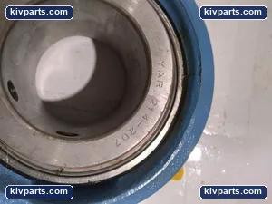 SKF 214-207 YAR Pillow Block Ball Bearing – actual item, photo 2 of 4