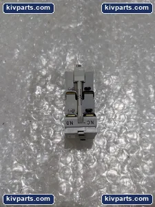 Eaton J11 9084A17G01 Type Auxiliary Contact – actual item, photo 4 of 6