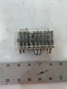 IDEC BN15MW Max Terminal Block – actual item, photo 1 of 5