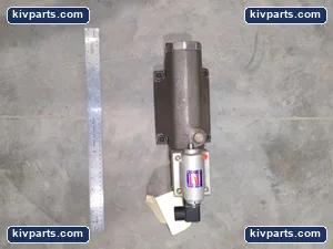 86266 Laborteries Hydro II Servo Valve – actual item, photo 2 of 4