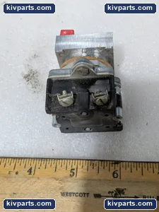 Cutler-Hammer 2 Button Maintained Pushbutton – actual item, photo 6 of 8
