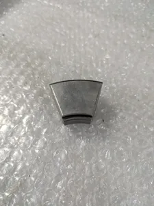 45945-701 V-Block – actual item, photo 1 of 5