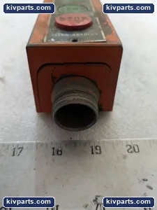 Allen-Bradley 800S-3SC Pushbutton – actual item, photo 5 of 10
