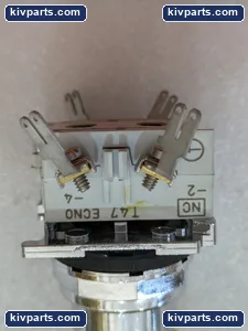 Eaton 10250ED1343-1 EMD# 40118954 Pushbutton – actual item, photo 6 of 8