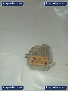 Square D 9001KA1 Pushbutton Contact Block – actual item, photo 3 of 5