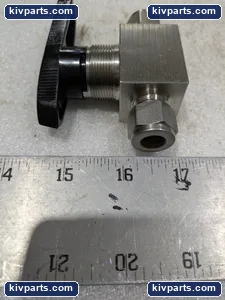 Swagelok SS-44S10MM Pipe Fitting – actual item, photo 6 of 9