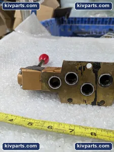 Versa VBL-4513 Pneumatic Directional Valve – actual item, photo 2 of 6