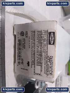 Hubbell SNAP5362GYL Hubble Duplex Recepticle – actual item, photo 2 of 6