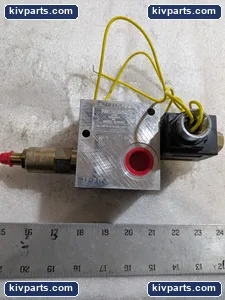 Vickers A10T Solenoid Valve – actual item, photo 2 of 8
