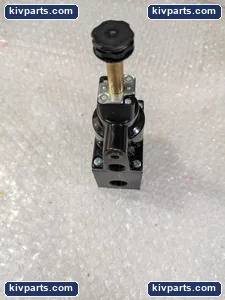 Parker DB123CXX Pneumatic Solenoid Valve – actual item, photo 4 of 6